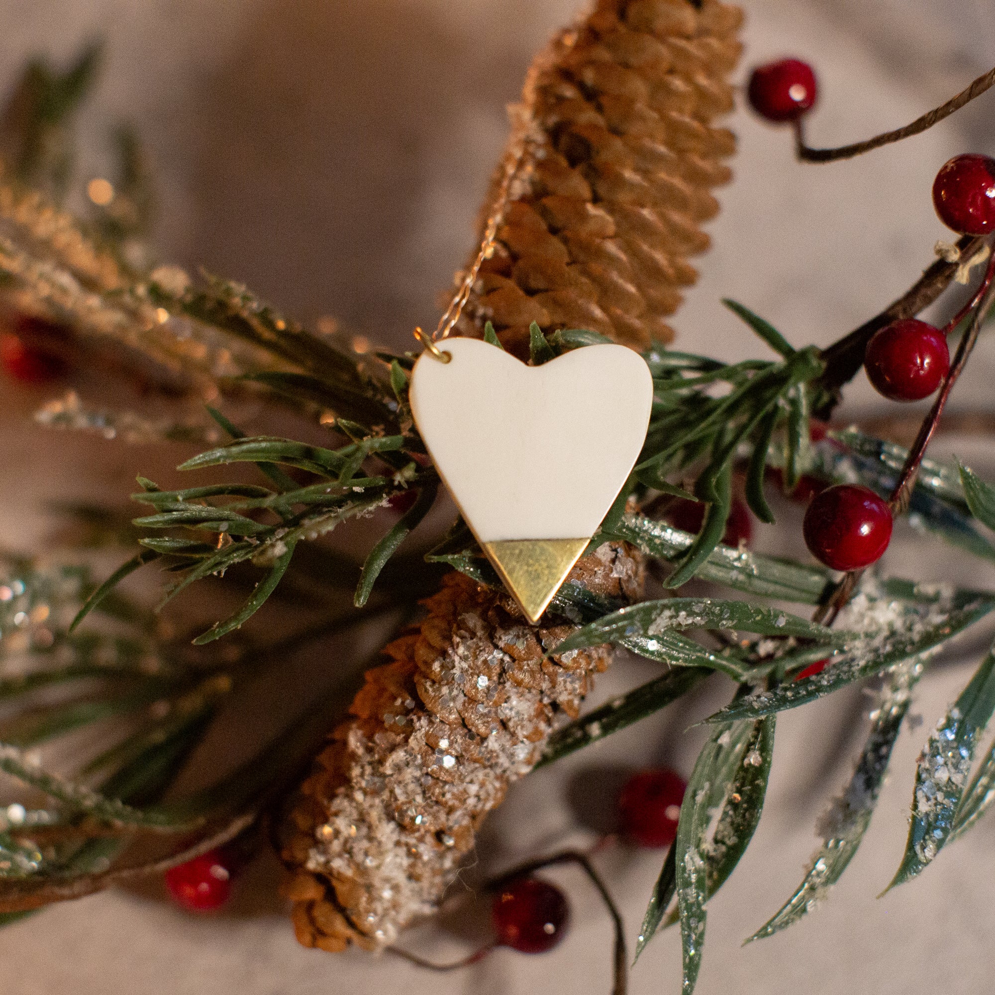 Moyo Ornament