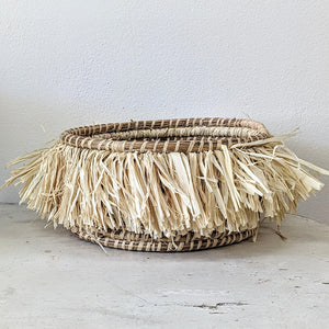 Shallow fringe Basket